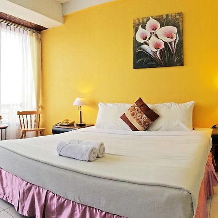 Moonlight House Hotel Nakhon Ratchasima Bagian luar foto